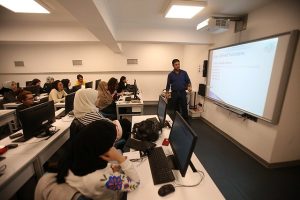 الدراسة-فى-جامعة-اوسكدار